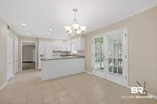 102 Iris Cir, Daphne, AL 36526 - Photo 13