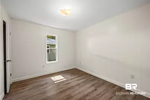 208 W Verbena Ave, Foley, AL 36535 - Photo 15
