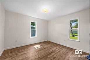 208 W Verbena Ave, Foley, AL 36535 - Photo 17