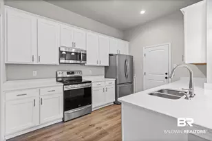950 Gibson Ct, Foley, AL 36535 - Photo 7
