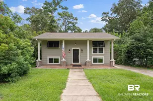 357 S School St, Fairhope, AL 36532 - Photo 1