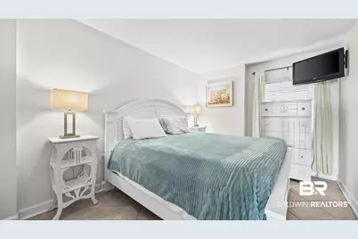 517 E Beach Boulevard #2B, Gulf Shores, AL 36542 - Photo 13