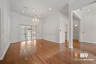 305 Clubhouse Dr, Fairhope, AL 36532 - Photo 11