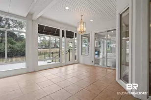 305 Clubhouse Dr, Fairhope, AL 36532 - Photo 7