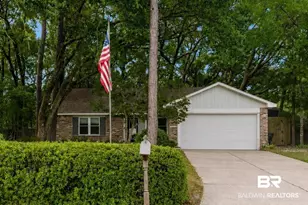 105 Plaza Cir, Daphne, AL 36526 - Photo 1