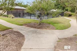 105 Plaza Cir, Daphne, AL 36526 - Photo 11