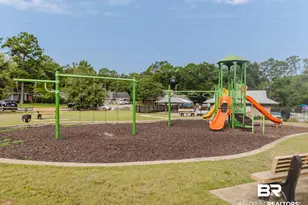105 Plaza Cir, Daphne, AL 36526 - Photo 9