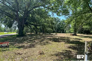 22995 E Chicago St, Robertsdale, AL 36567 - Photo 1