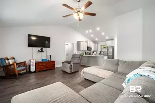 23187 Ridgewood Dr, Robertsdale, AL 36567 - Photo 5
