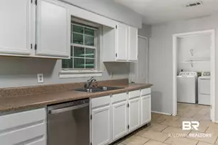 522 W Ariel Ave, Foley, AL 36535 - Photo 5