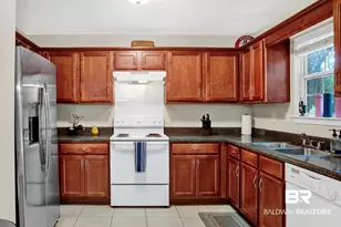 7585 Avery Ln, Daphne, AL 36526 - Photo 11