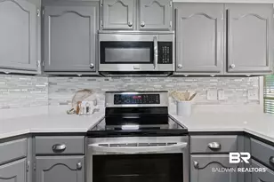 303 S Greenbriar Circle, Daphne, AL 36526 - Photo 15