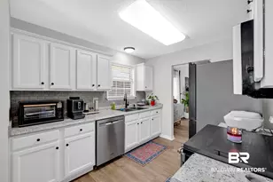2668 Hampton Park Cir, Foley, AL 36535 - Photo 11