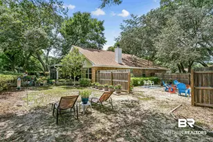 1945 Dunlap St, Pensacola, FL 32507 - Photo 29