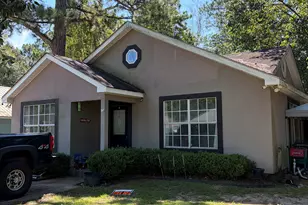 437 Palmetto Ct, Gulf Shores, AL 36542 - Photo 1