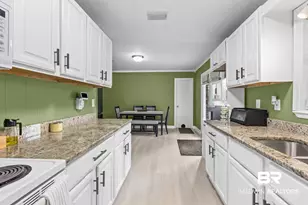 4305 Kwajalein Dr, Mobile, AL 36609 - Photo 9