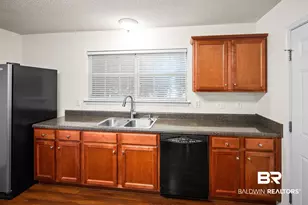 323 Manchester Ln, Foley, AL 36535 - Photo 9