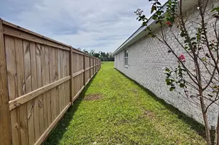 8833 Serama Dr, Foley, AL 36535 - Photo 3