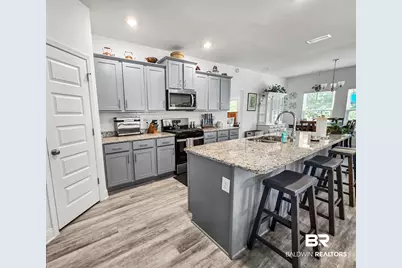 8875 Calverton Street, Foley, AL 36535 - Photo 5