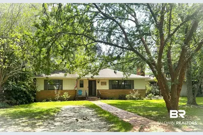 423 W Marigold Avenue, Foley, AL 36535 - Photo 1