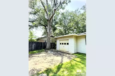423 W Marigold Avenue, Foley, AL 36535 - Photo 31