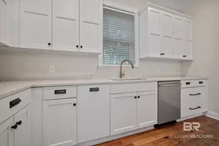 556 Johnson Ave, Fairhope, AL 36532 - Photo 15