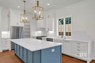 410 Azalea St, Fairhope, AL 36532 - Photo 7
