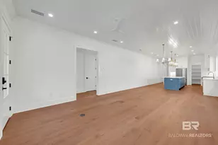 410 Azalea St, Fairhope, AL 36532 - Photo 15