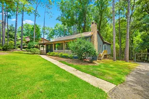 410 Frederick Ave, Fairhope, AL 36532 - Photo 1