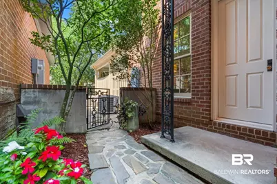 204 Oswalt St #B, Fairhope, AL 36532 - Photo 3