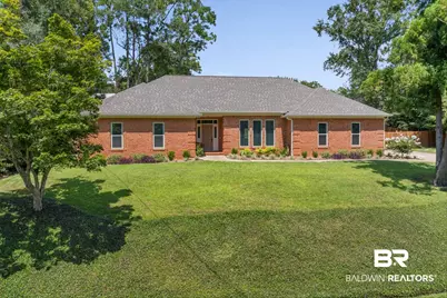 112 Fairwood Blvd, Fairhope, AL 36532 - Photo 1