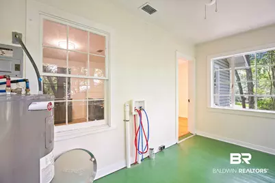 1009 W Pinewood Dr, Mobile, AL 36618 - Photo 17