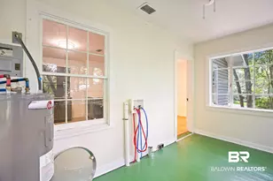 1009 W Pinewood Dr, Mobile, AL 36618 - Photo 17
