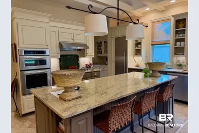 18170 Scenic Highway 98 #APT 9, Fairhope, AL 36532 - Photo 5