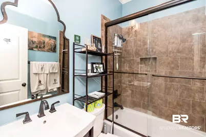 300 Perdido, Fairhope, AL 36532 - Photo 15