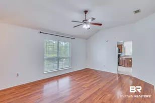 4615 Green Forest Ct, Mobile, AL 36618 - Photo 3