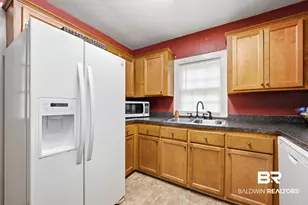 402 E 11th St, Bay Minette, AL 36507 - Photo 11