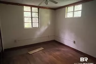 401 W Highland Ave, Mobile, AL 36610 - Photo 5