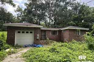 401 W Highland Ave, Mobile, AL 36610 - Photo 1