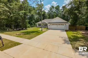 1824 Mary Jane Dr, Bay Minette, AL 36507 - Photo 1