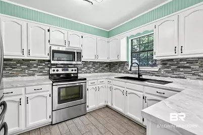 404 W Pedigo Ave, Foley, AL 36535 - Photo 9