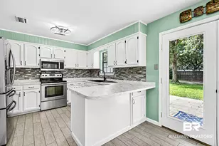 404 W Pedigo Ave, Foley, AL 36535 - Photo 7