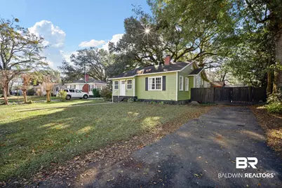 3053 Calais St, Mobile, AL 36606 - Photo 11