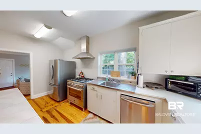 300 Bromley Pl, Mobile, AL 36606 - Photo 11