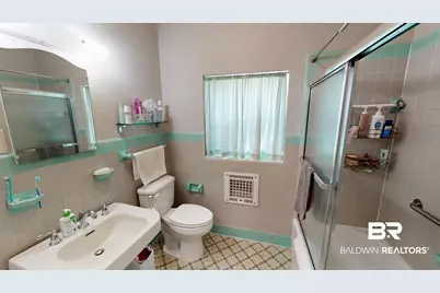 300 Bromley Pl, Mobile, AL 36606 - Photo 17