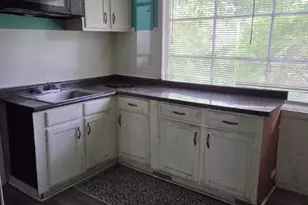 2074 N Gimon Cir, Mobile, AL 36605 - Photo 3