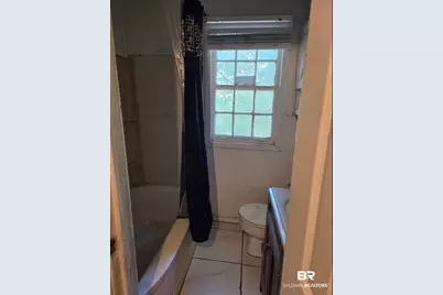 2074 N Gimon Cir, Mobile, AL 36605 - Photo 5