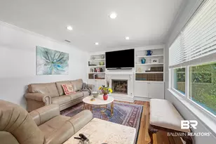212 Pinecrest Ln, Fairhope, AL 36532 - Photo 5