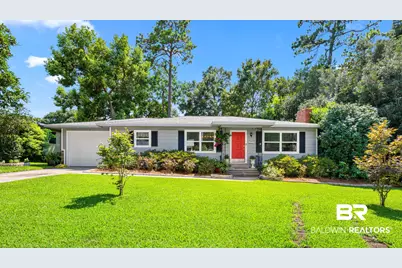 212 Pinecrest Ln, Fairhope, AL 36532 - Photo 1