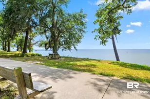 212 Pinecrest Ln, Fairhope, AL 36532 - Photo 29